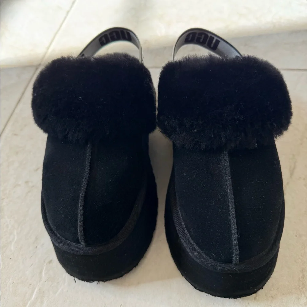 UGG Kids' Black Furry Slippers with Logo Strap - Picture 2 of 4